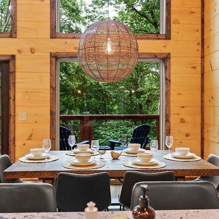 New Cozy Mountain Cabin Hot Tub Near Downtown Гетлинбург Екстериор снимка