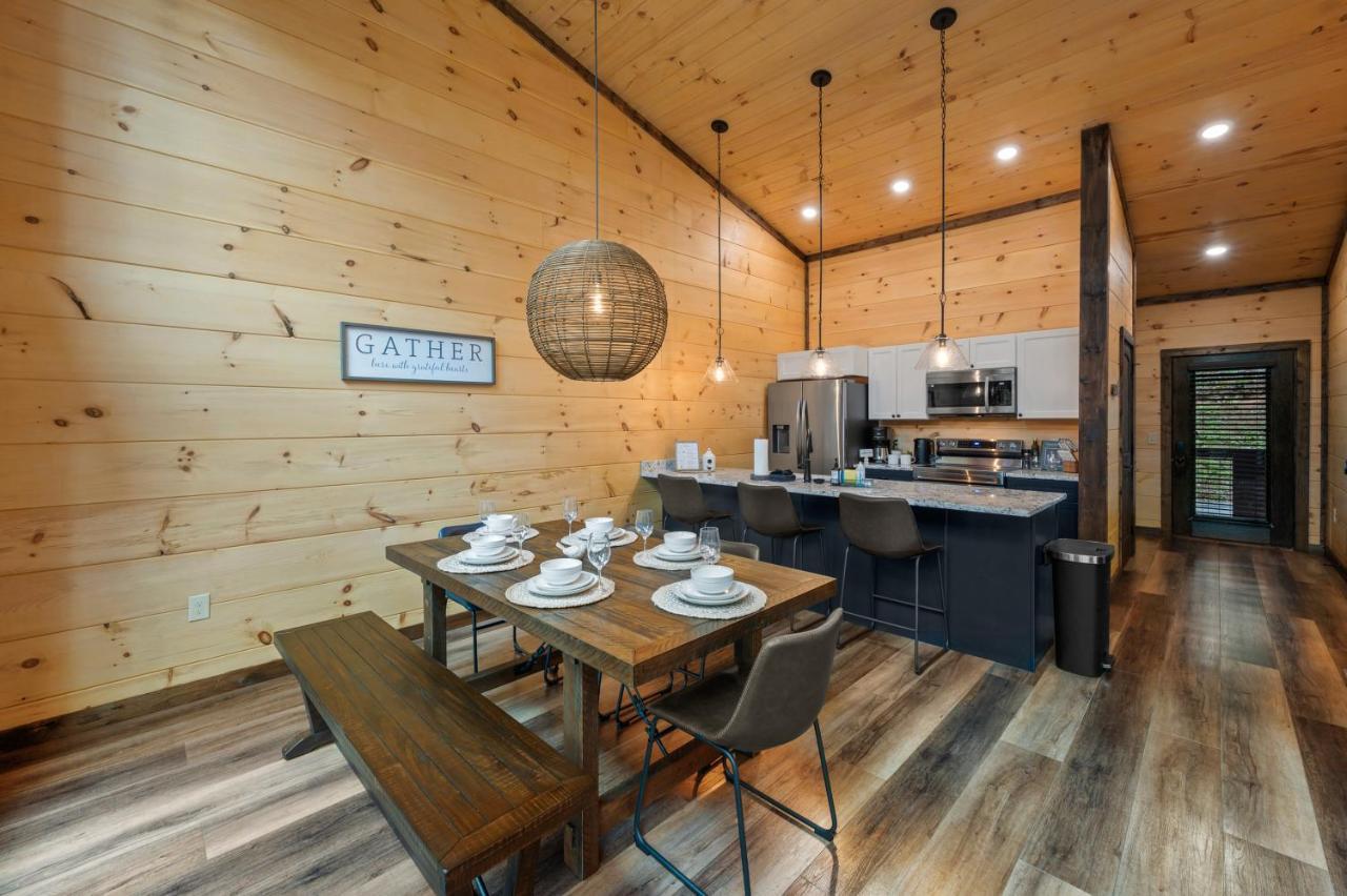 New Cozy Mountain Cabin Hot Tub Near Downtown Гетлинбург Екстериор снимка