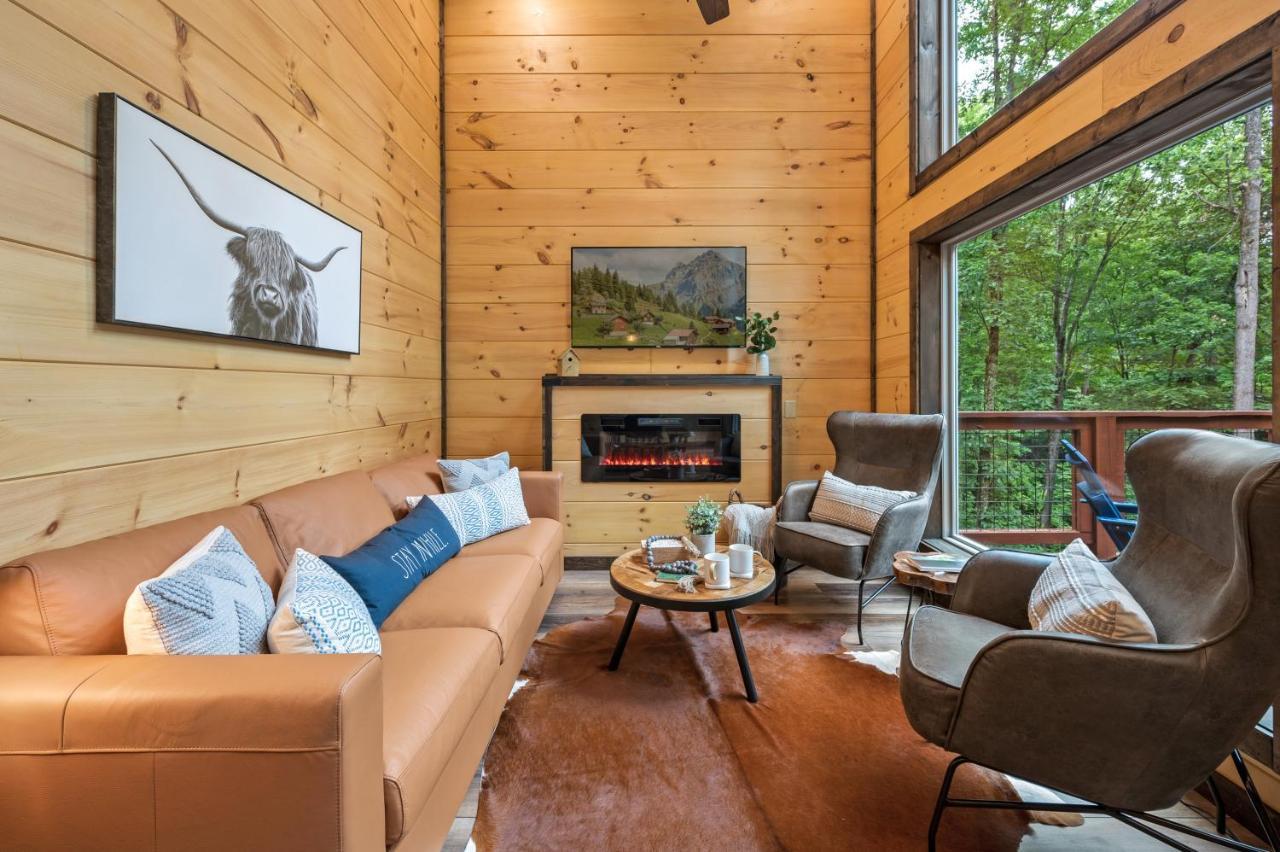 New Cozy Mountain Cabin Hot Tub Near Downtown Гетлинбург Екстериор снимка