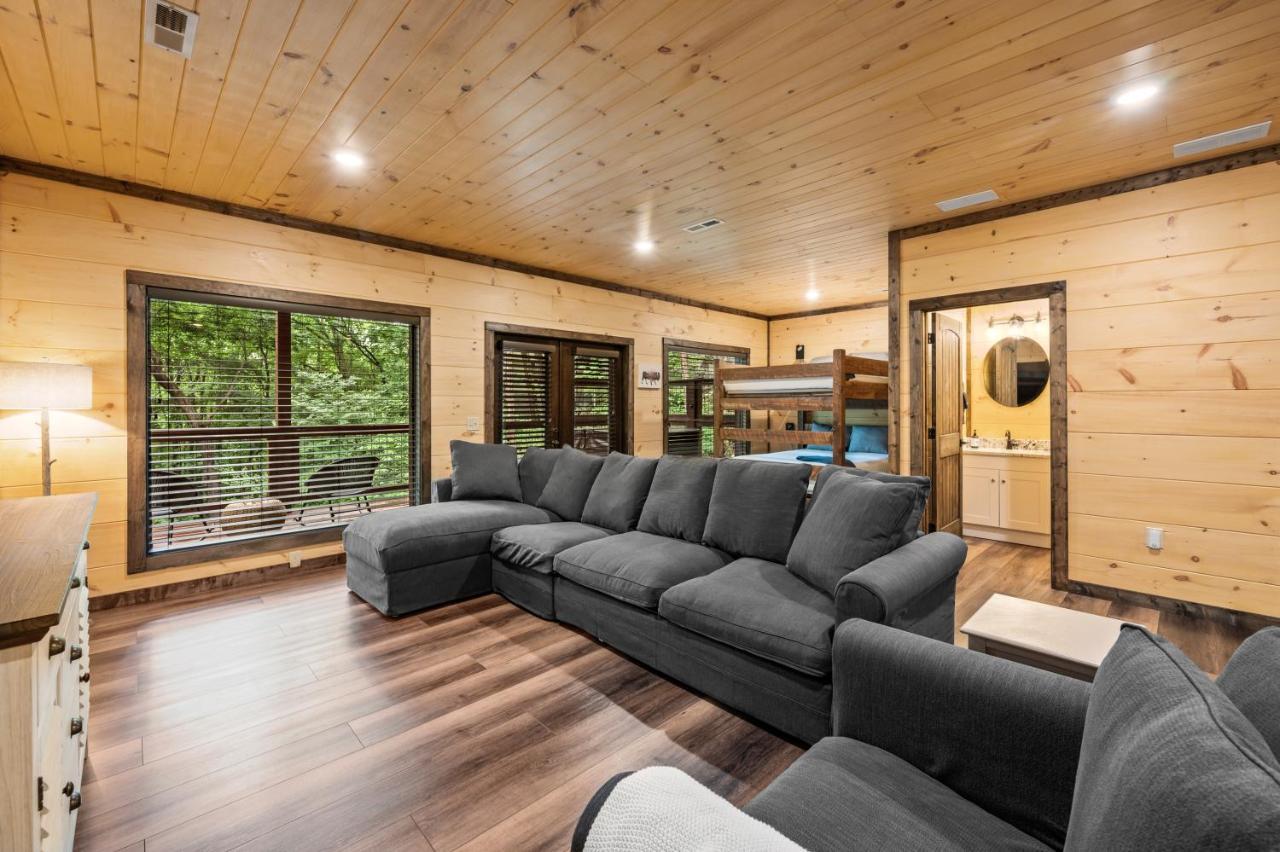New Cozy Mountain Cabin Hot Tub Near Downtown Гетлинбург Екстериор снимка